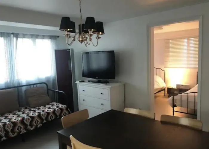 R House *